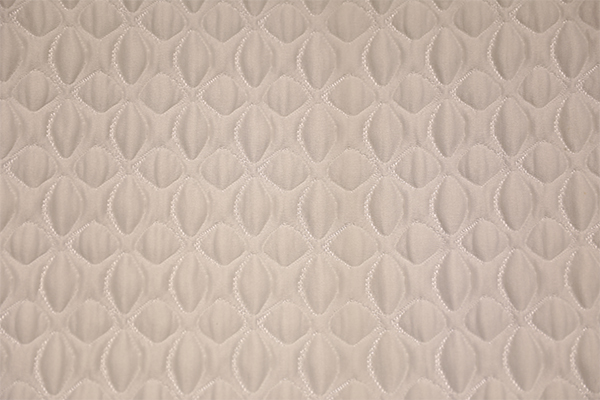 全白素雅怎知空氣層